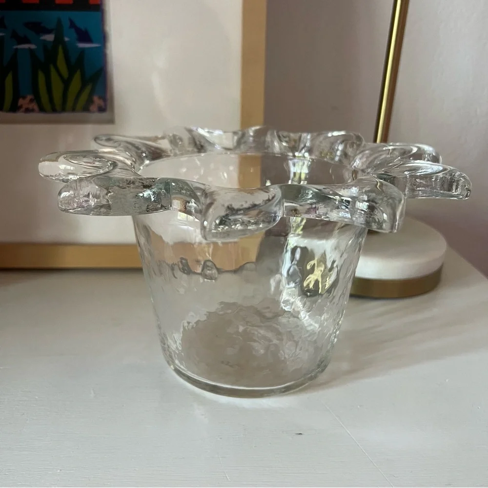 Sun Rays Glass Vase - Picture 10 of 10